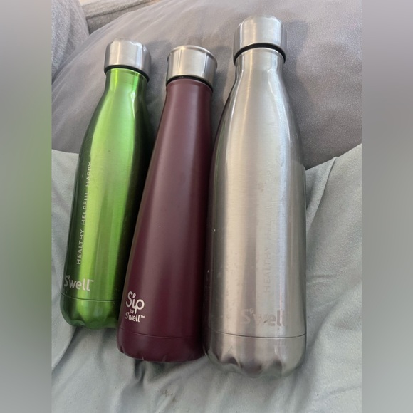 3 Swell water bottles - Picture 4 of 5
